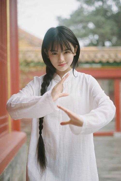 开局圣人修为，女帝成了前妻