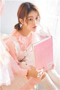 开局女帝为师，我出师便天下无敌