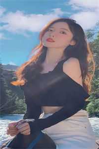 离婚后，傲娇大佬日日缠着她