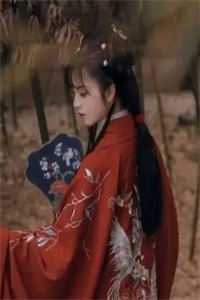 大佬归来，假千金她不装了