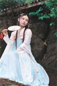 炮灰女配她成了团宠