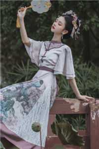 末世前疯狂捞物资，女神们都看我脸色过活
