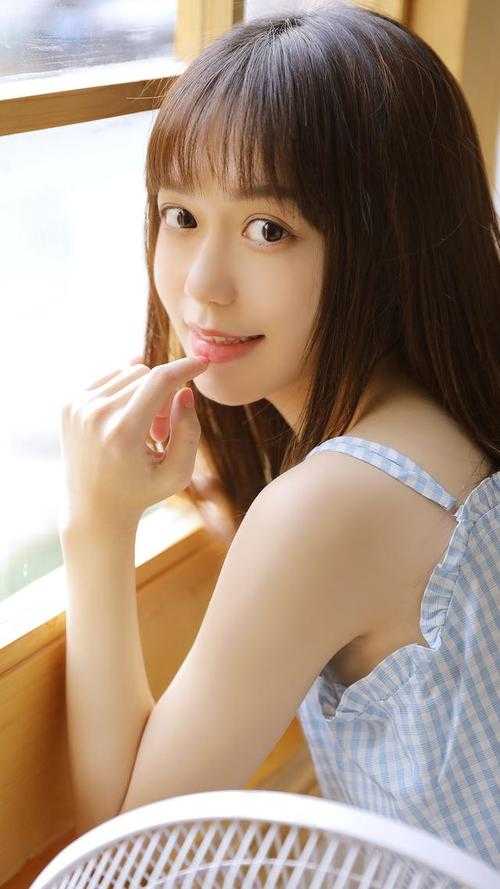 快穿：她靠生子成绝嗣帝王心尖宠