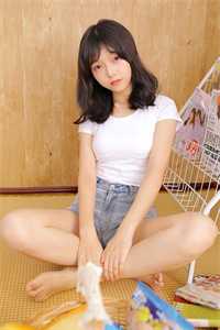 小丧尸囤了一屋子物资后，被大佬偷家了