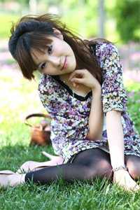 庶女上位，冷面世子对她又娇又宠