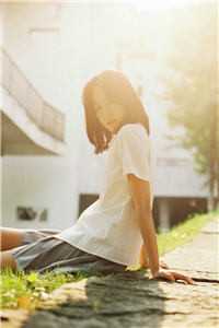 桃花村里百花艳