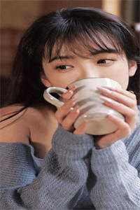 明月有光人有情